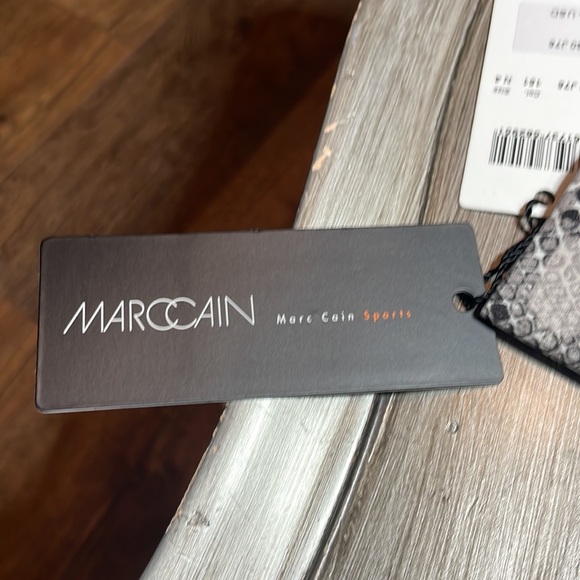 Marc Cain mock turtle neck  snake 🐍 print 16 inches pit to pit Size N 4 NWT - Picture 4 of 7